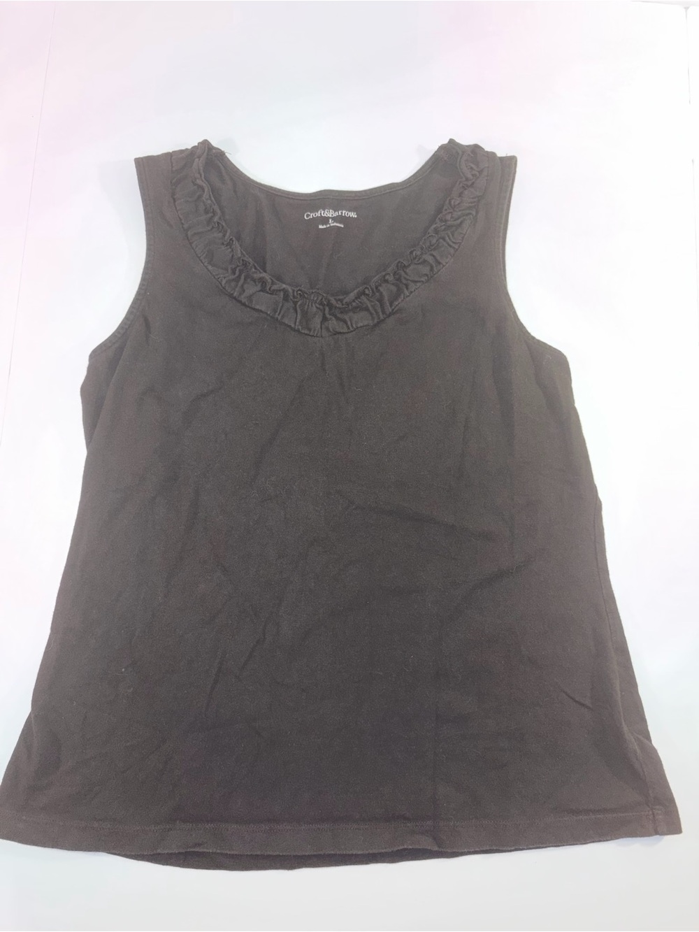 Croft & Barrow Women’s Black Ruffle Neck Sleeveless Top – Size Large